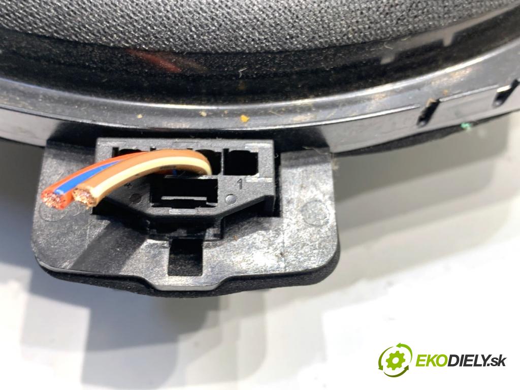 BMW E60 sedan 2007 173 kW 530 d 2993 reproduktory HI-FI: 6919362 9143153