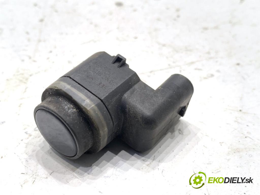 BMW E60 sedan 2007 173 kW 530 d 2993 snímač PDC 9139866