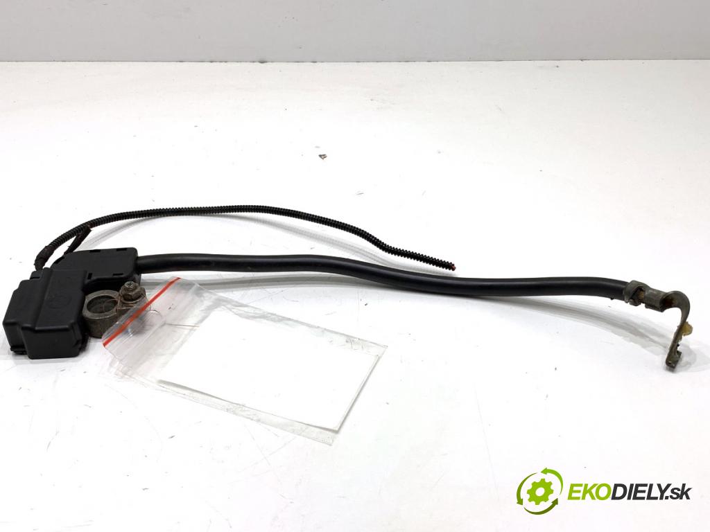 BMW E60 sedan 2007 173 kW 530 d 2993 svorka MINUS 9132249