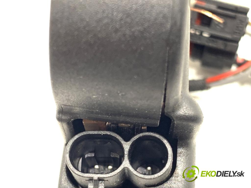 BMW E60 sedan 2007 173 kW 530 d 2993 svorka MINUS 9132249