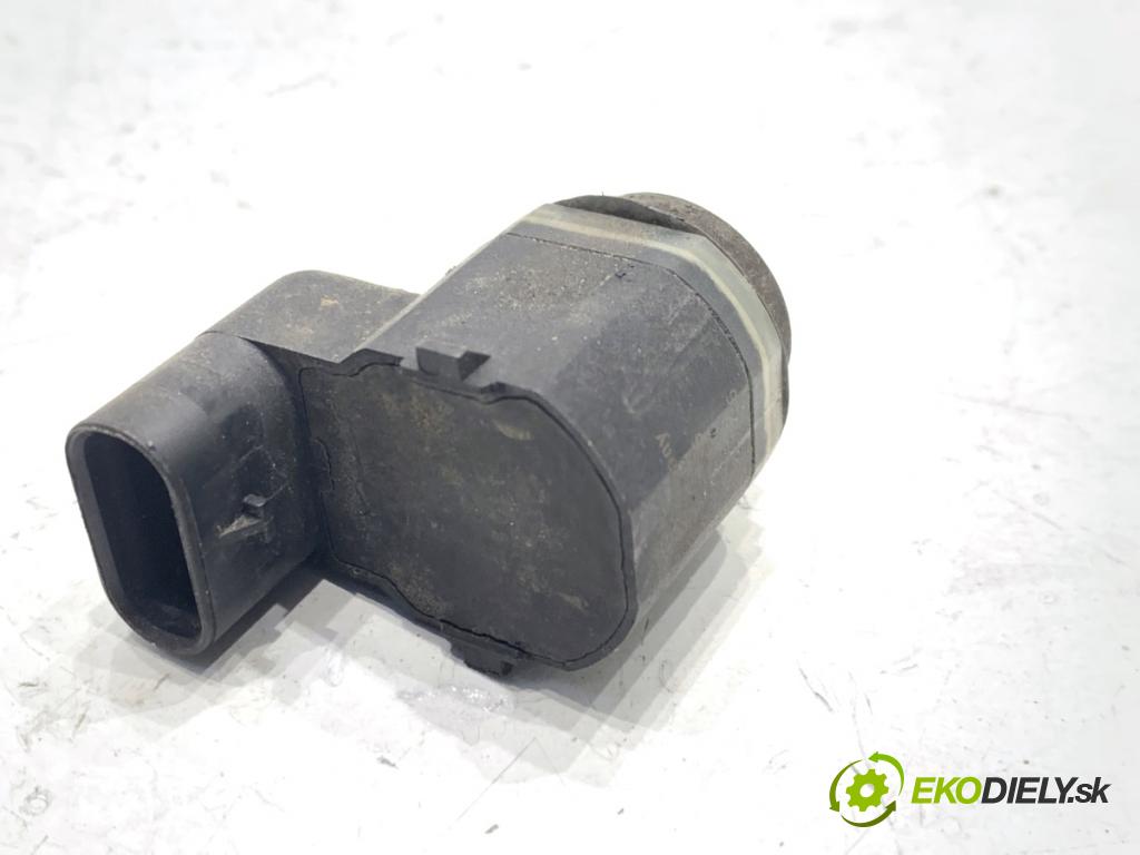 BMW E60 sedan 2007 173 kW 530 d 2993 snímač PDC 9139866