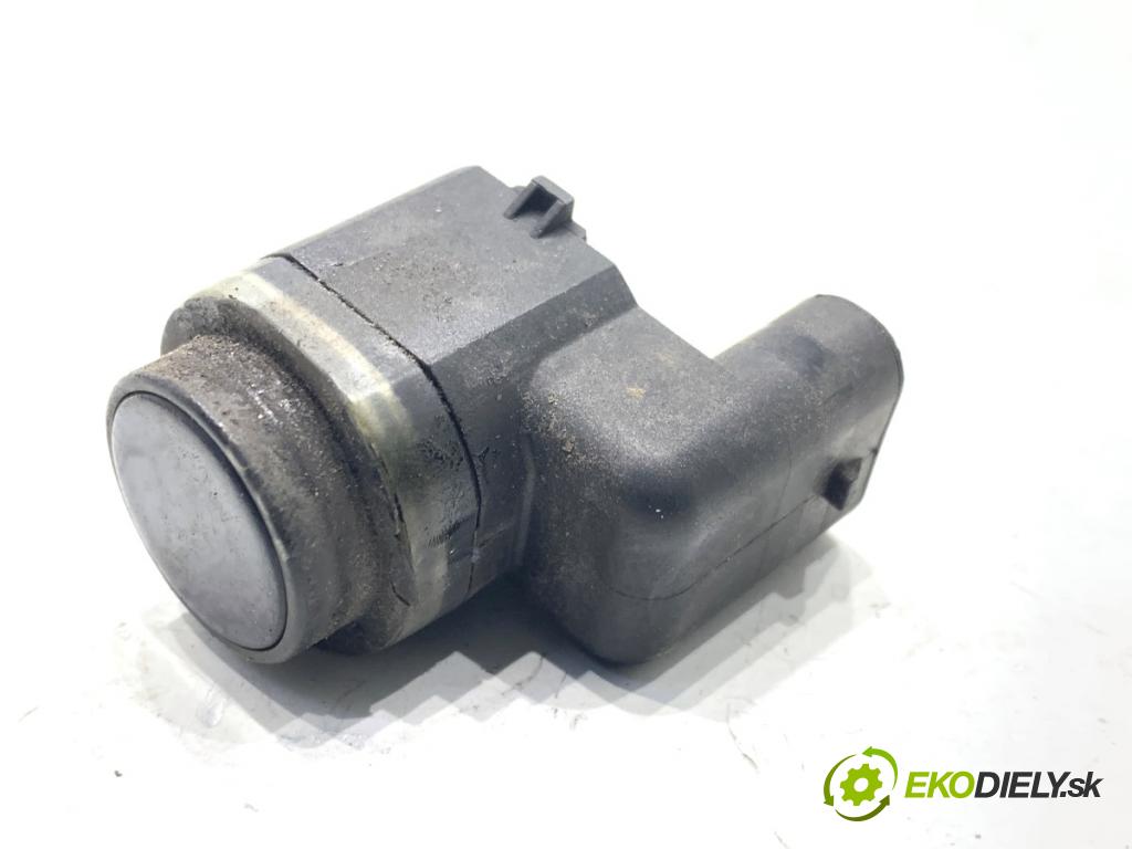 BMW E60 sedan 2007 173 kW 530 d 2993 snímač PDC 9139866