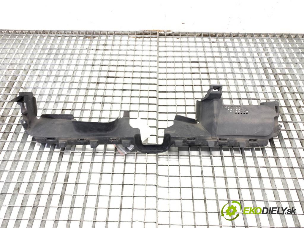 DACIA SANDERO III liftback 2024 74 kW 1.0 TCe 100 999 Volant vzduchu 628108613R