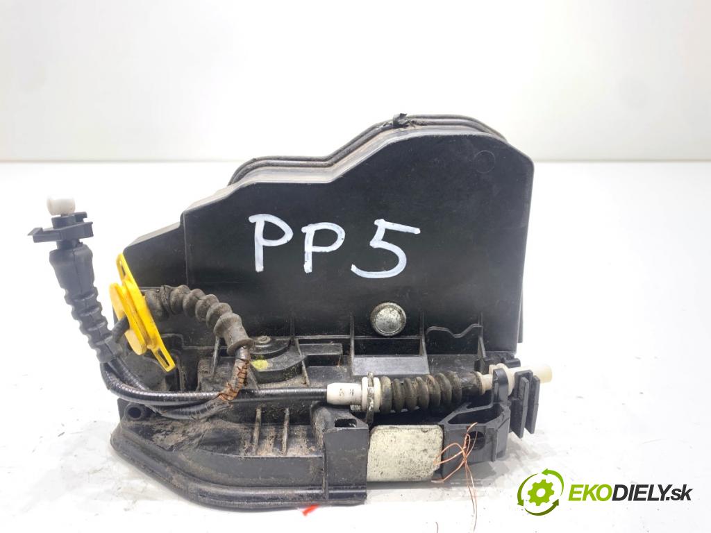 BMW E60 sedan 2007 173 kW 530 d 2993 zámok Dvere pravy predný 7202146