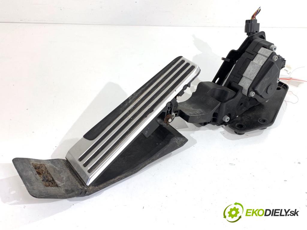 INFINITI Q50 sedan 2014 268 kW 50 Hybrid AWD 3498 Potenciometer plynu APM50-302 (Potenciometer plynového pedálu)