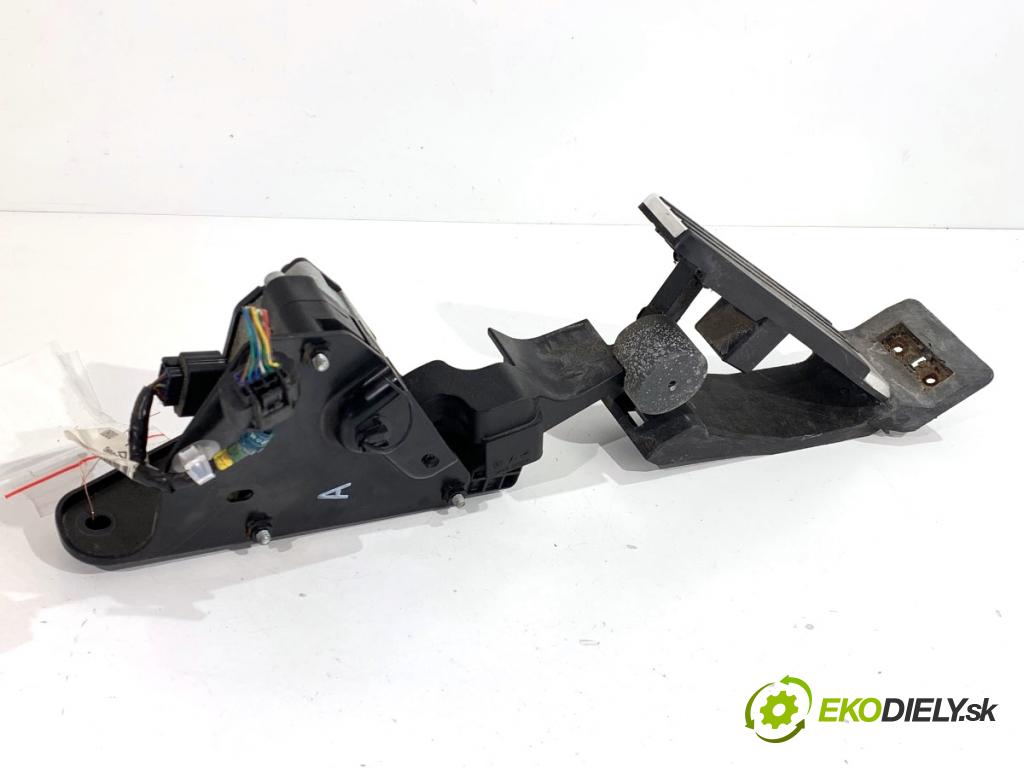 INFINITI Q50 sedan 2014 268 kW 50 Hybrid AWD 3498 potenciometr plynového pedálu APM50-302 (Potenciometr plynového pedálu)