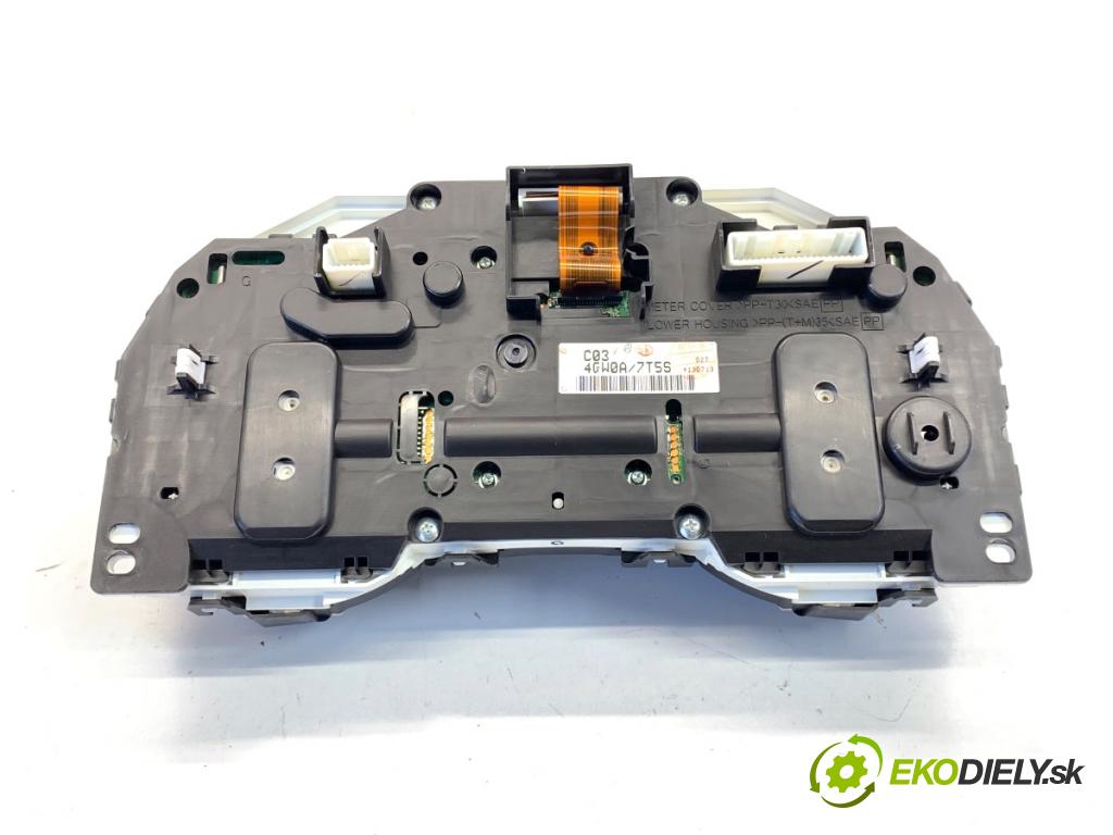 INFINITI Q50 sedan 2014 268 kW 50 Hybrid AWD 3498 Prístrojovka 4GW0A (Prístrojová doska)