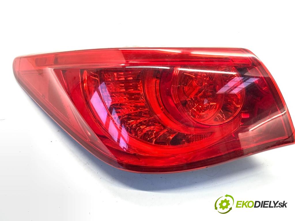 INFINITI Q50 sedan 2014 268 kW 50 Hybrid AWD 3498 Svetlo ľavy zad 