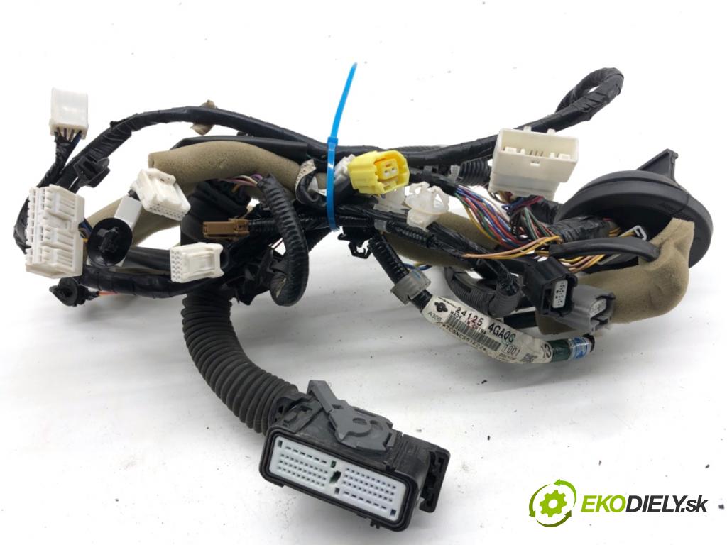 INFINITI Q50 sedan 2014 268 kW 50 Hybrid AWD 3498 Káblovačka Dvere predný ľavy 241254G40C