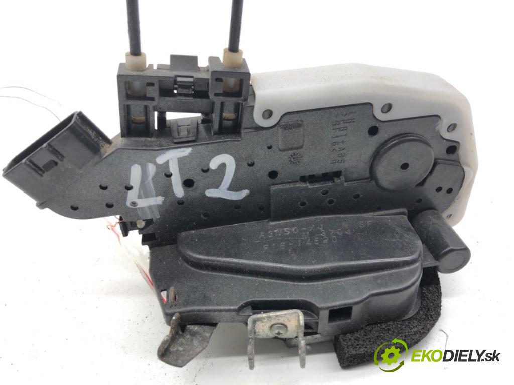 INFINITI Q50 sedan 2014 268 kW 50 Hybrid AWD 3498 zámok Dvere ľavy zad