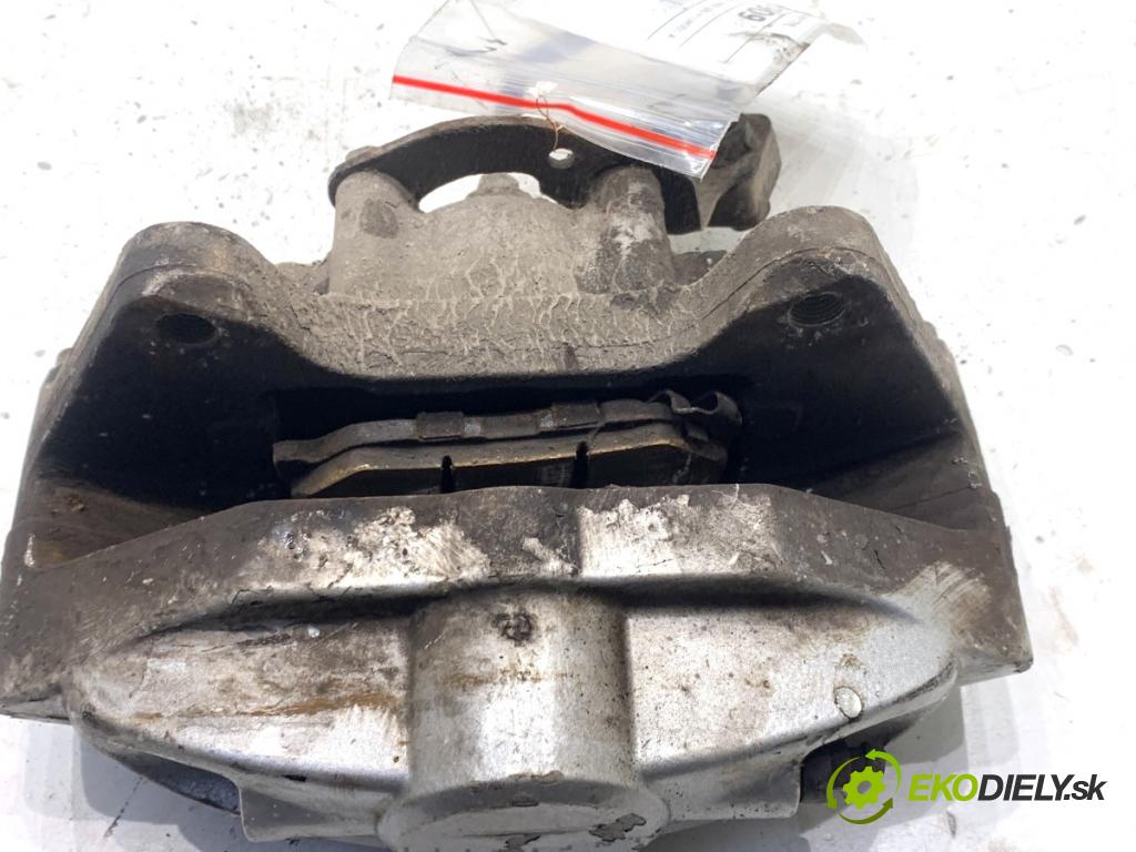 INFINITI Q50 sedan 2014 268 kW 50 Hybrid AWD 3498 Brzdič strmeň pravy zad 4101