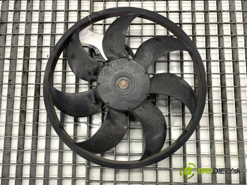 INFINITI Q50 sedan 2014 268 kW 50 Hybrid AWD 3498 ventilátor chladiče  (Ventilátor)