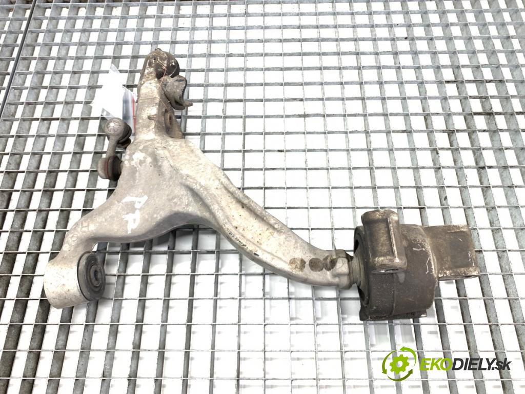 INFINITI Q50 sedan 2014 268 kW 50 Hybrid AWD 3498 rameno pravý přední část 