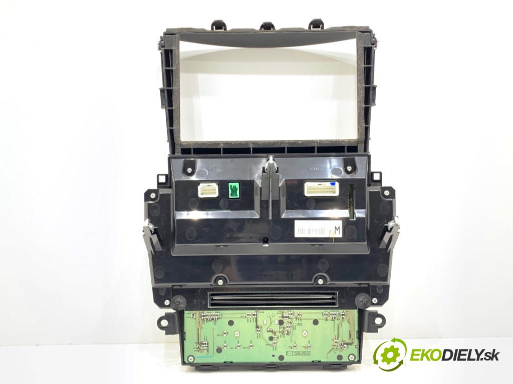 INFINITI Q50 sedan 2014 268 kW 50 Hybrid AWD 3498 Panel ovládania kúrenia 253914HB0B (Prepínacie páčky pod volantom)