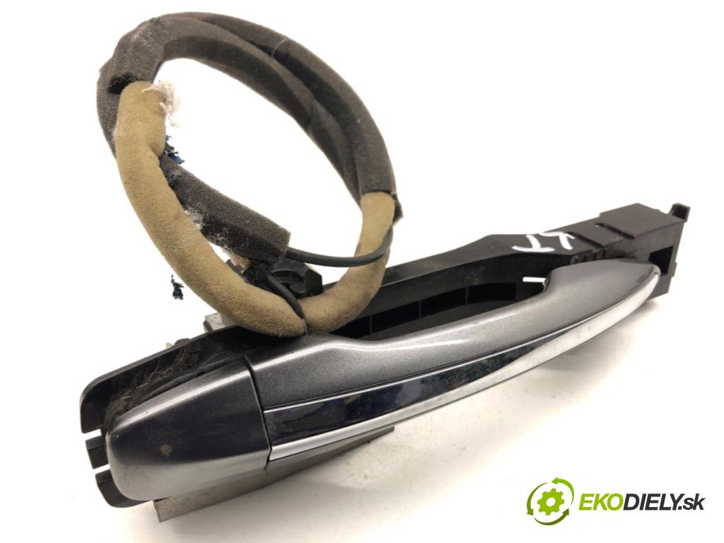 INFINITI Q50 sedan 2014 268 kW 50 Hybrid AWD 3498 Kľučka vonkajšia ľavy zad