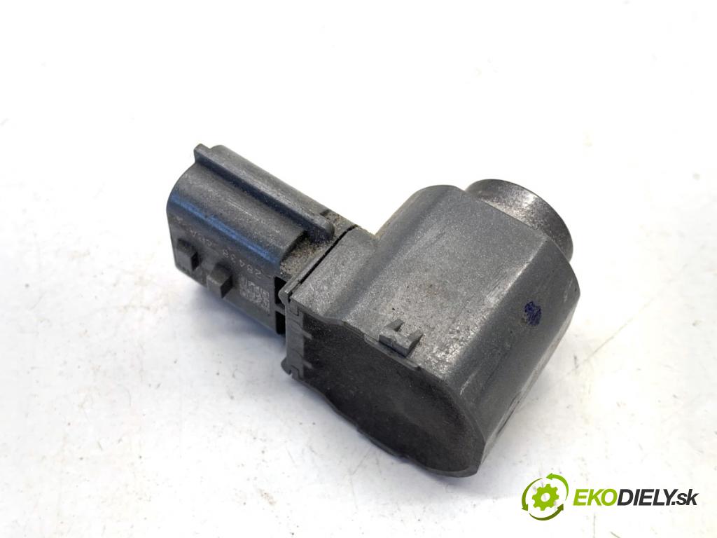 INFINITI Q50 sedan 2014 268 kW 50 Hybrid AWD 3498 Snímač PDC 284384BA5A