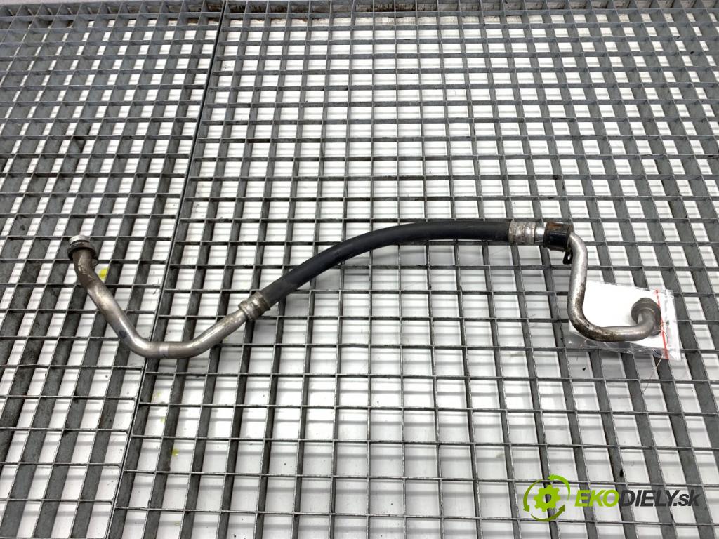 INFINITI Q50 sedan 2014 268 kW 50 Hybrid AWD 3498 rúrka klimatizace  (Trubka klimatizace)