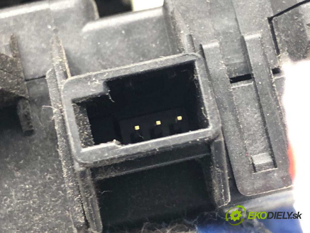 INFINITI Q50 sedan 2014 268 kW 50 Hybrid AWD 3498 motor topení 277324GA0A