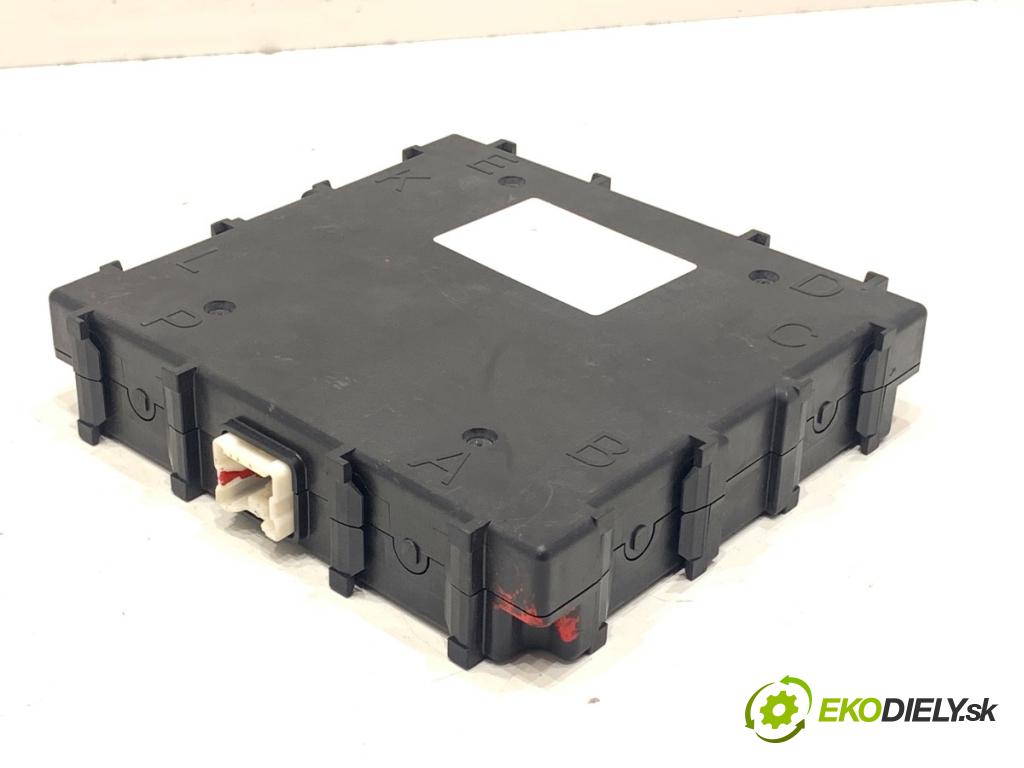 INFINITI Q50 sedan 2014 268 kW 50 Hybrid AWD 3498 modul NAPĚTÍ: 47880-4GA0A