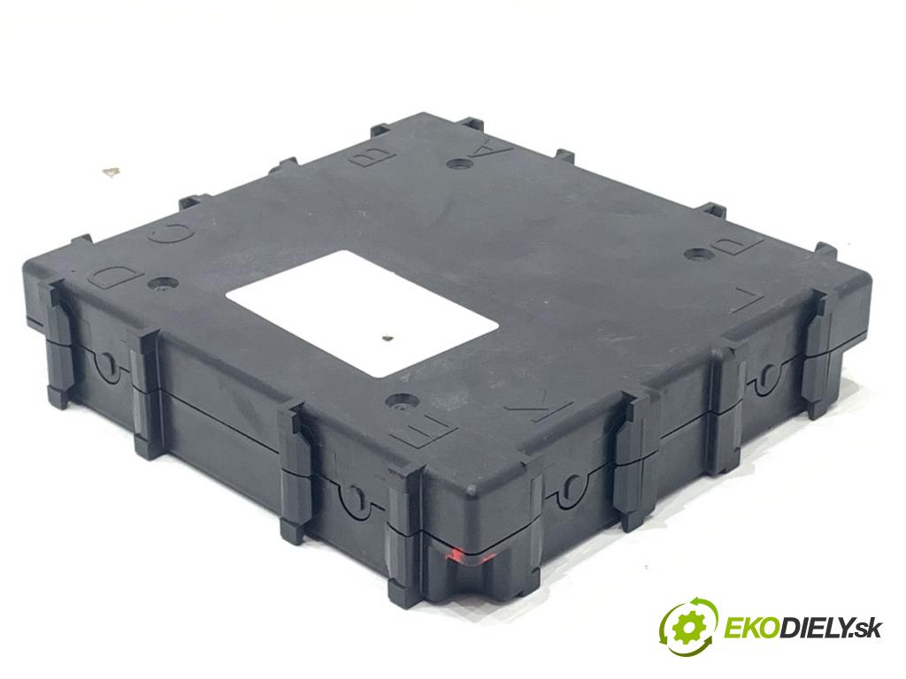 INFINITI Q50 sedan 2014 268 kW 50 Hybrid AWD 3498 modul NAPĚTÍ: 47880-4GA0A