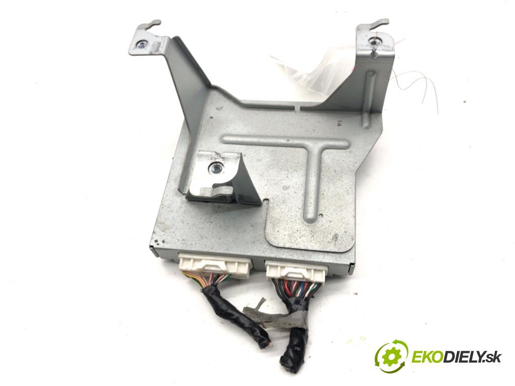 INFINITI Q50 sedan 2014 268 kW 50 Hybrid AWD 3498 Modul KAMERY 284A14GA1A