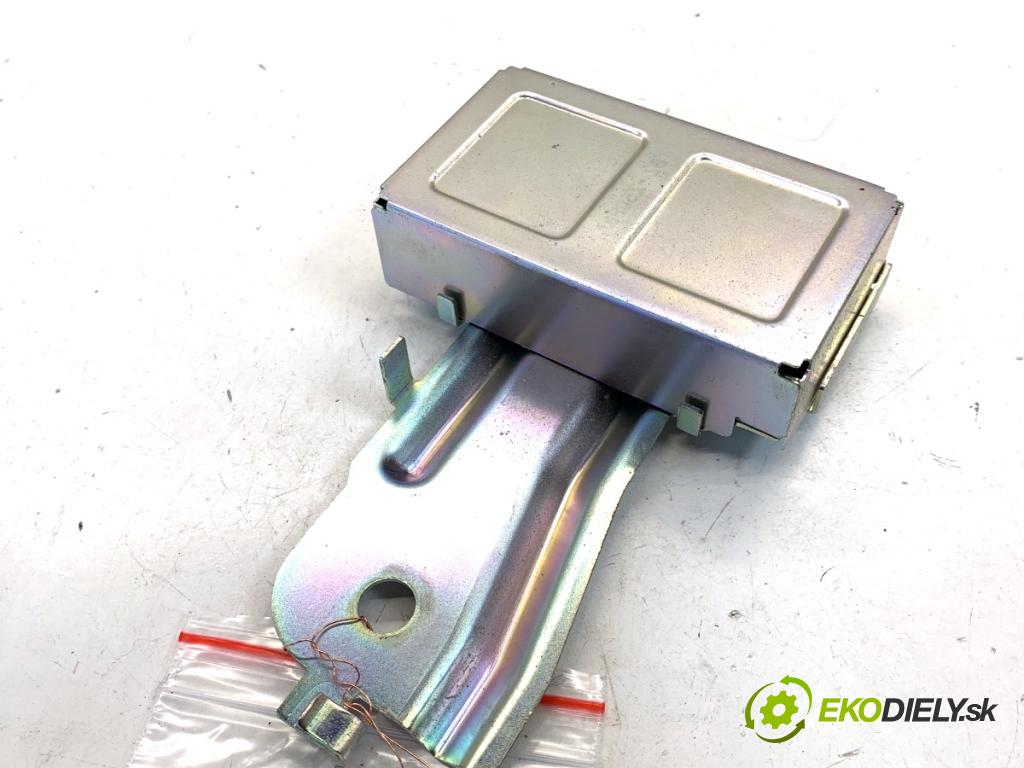 INFINITI Q50 sedan 2014 268 kW 50 Hybrid AWD 3498 modul řídící jednotka ZVUK 285N64GA0A