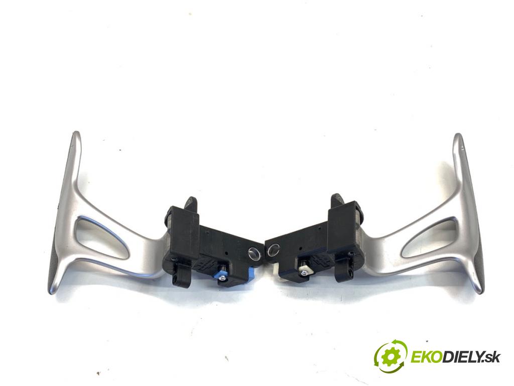 INFINITI Q50 sedan 2014 268 kW 50 Hybrid AWD 3498 OBUV: 