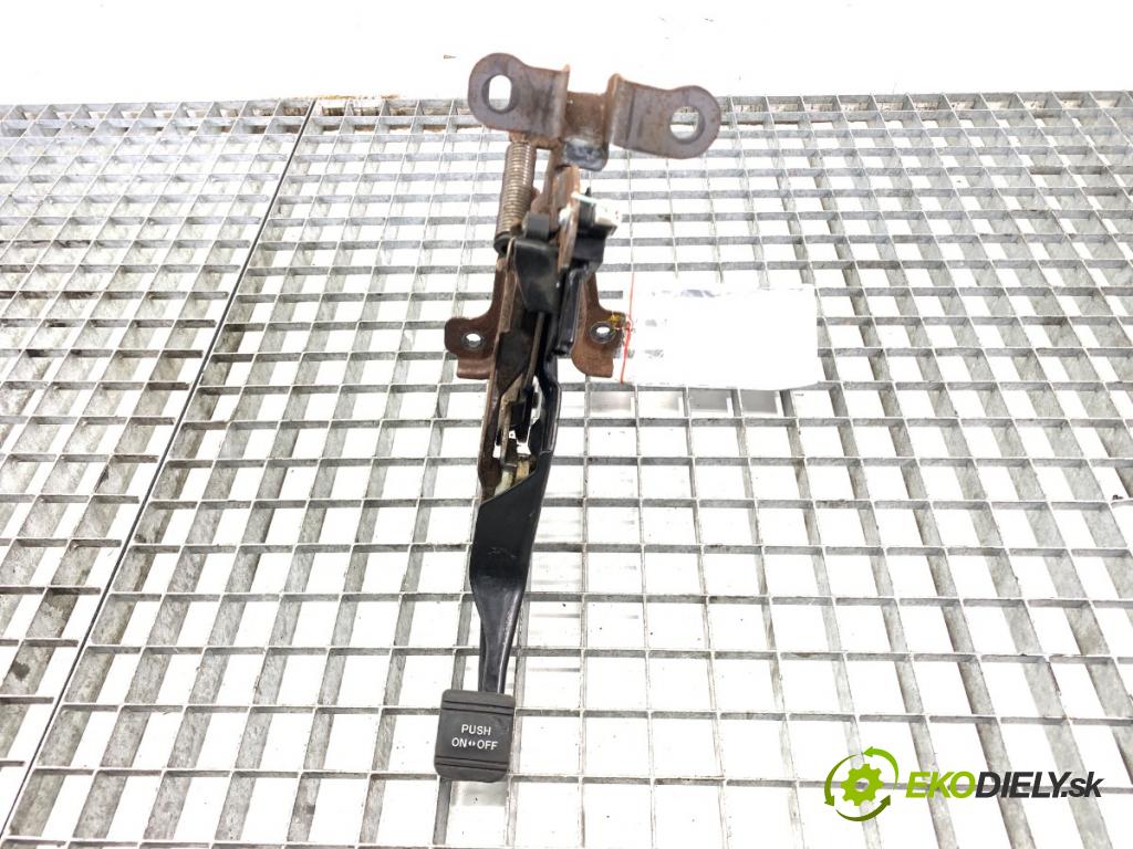 INFINITI Q50 sedan 2014 268 kW 50 Hybrid AWD 3498 Kulisa brzdy ručnej brzdy 