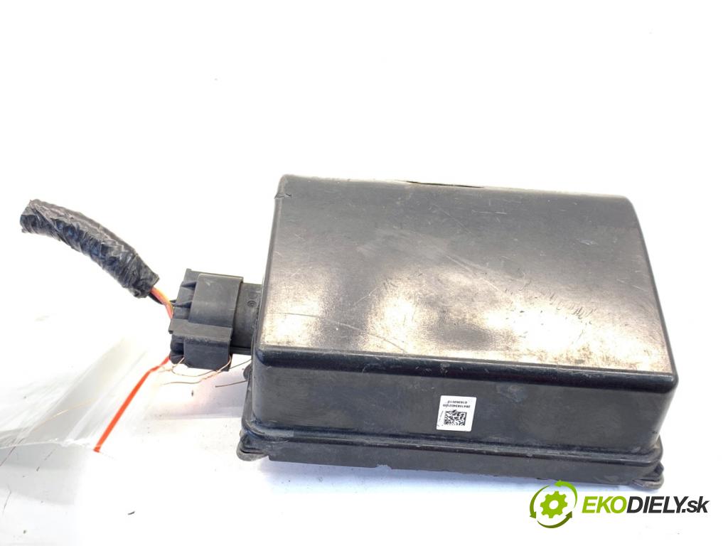 INFINITI Q50 sedan 2014 268 kW 50 Hybrid AWD 3498 RADAR: DISTRONIC 284384GA0B