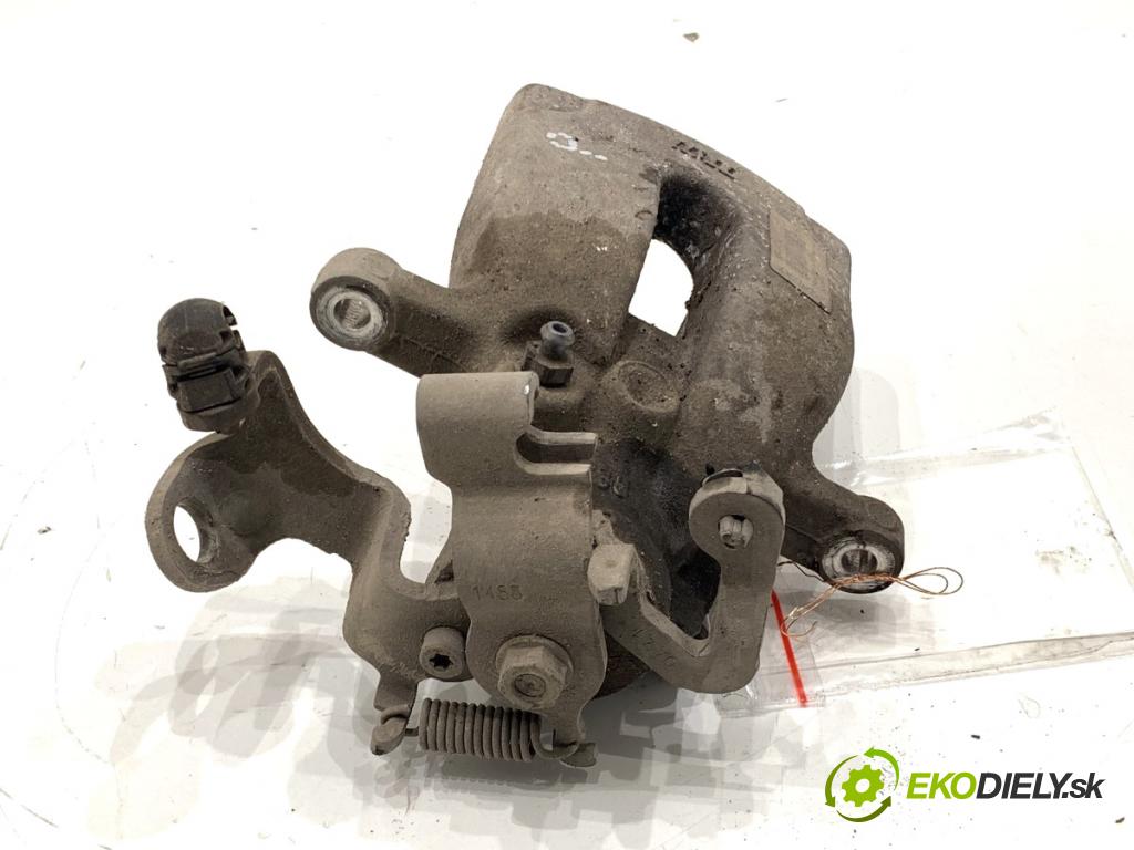 CITROEN DS5 liftback 2012 120 kW 2.0 HDi 165 1997 Brzdič strmeň pravy zad