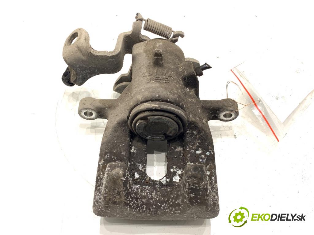 CITROEN DS5 liftback 2012 120 kW 2.0 HDi 165 1997 Brzdič strmeň pravy zad