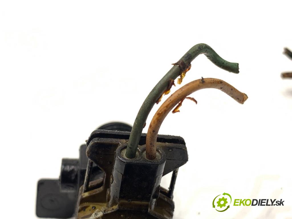 CITROEN DS5 liftback 2012 120 kW 2.0 HDi 165 1997 vstřikovací ventily 9686191080