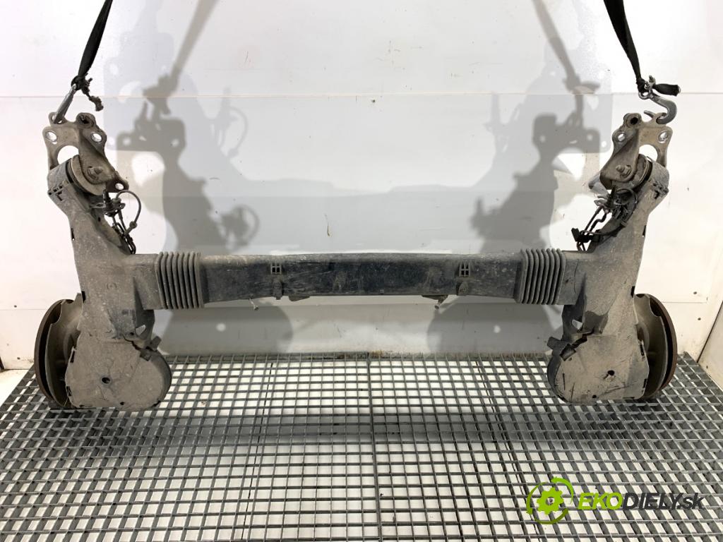 CITROEN DS5 liftback 2012 120 kW 2.0 HDi 165 1997 Výstuha zad