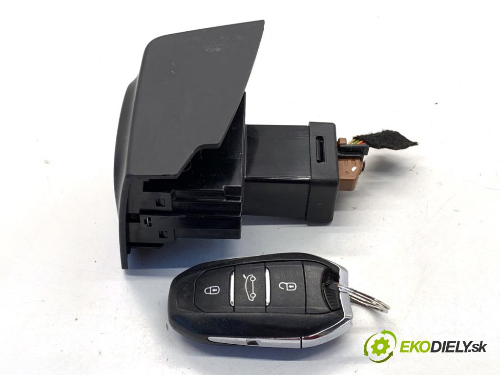 CITROEN DS5 liftback 2012 120 kW 2.0 HDi 165 1997 spínačka 9676427477 (Spínací skříňka)