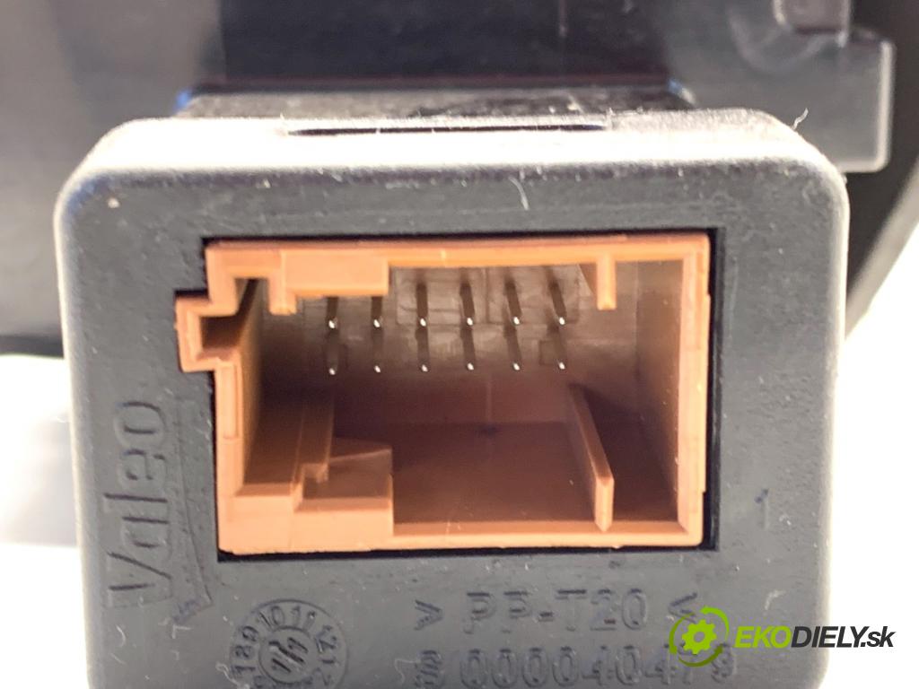 CITROEN DS5 liftback 2012 120 kW 2.0 HDi 165 1997 spínačka 9676427477 (Spínací skříňka)