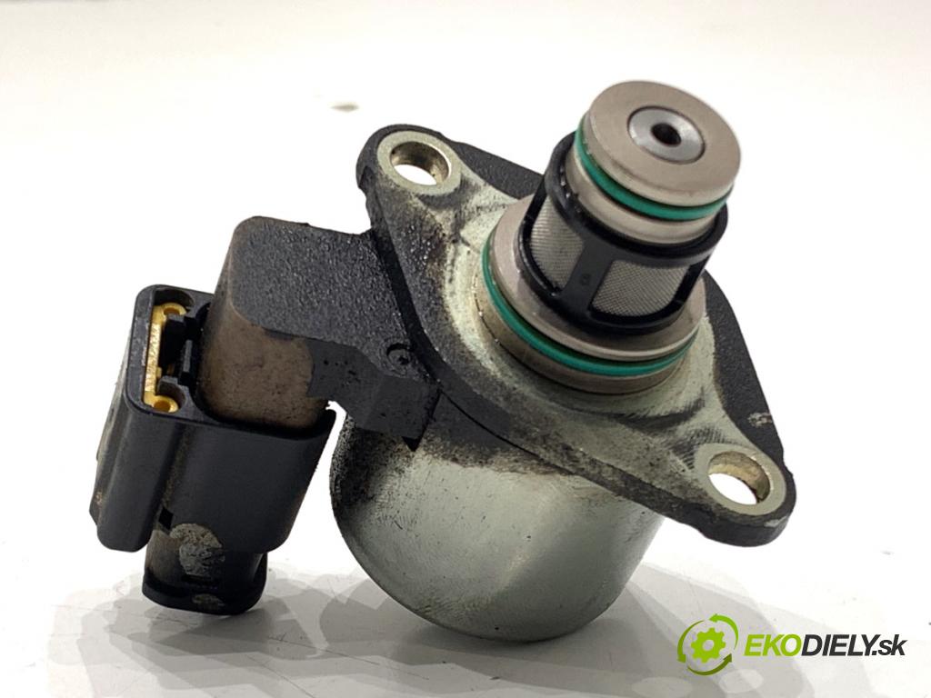 CITROEN DS5 liftback 2012 120 kW 2.0 HDi 165 1997 Regulátor tlaku paliva 28233373 (Palivový systém ostatní)