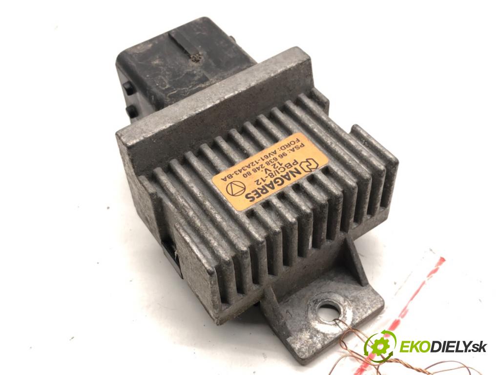 CITROEN DS5 liftback 2012 120 kW 2.0 HDi 165 1997 relé svíček žhavení 9663824880 (Relé)