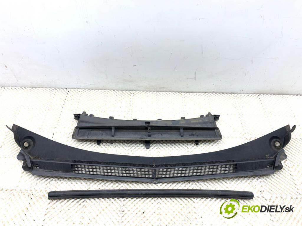 CITROEN DS5 liftback 2012 120 kW 2.0 HDi 165 1997 Torpédo, plast pod čelné okno 9687362377 (Torpédo (plast pod čelným sklom))