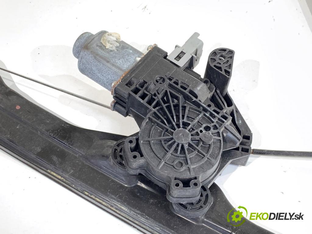 CITROEN DS5 liftback 2012 120 kW 2.0 HDi 165 1997 mechanismus okna levý přední část