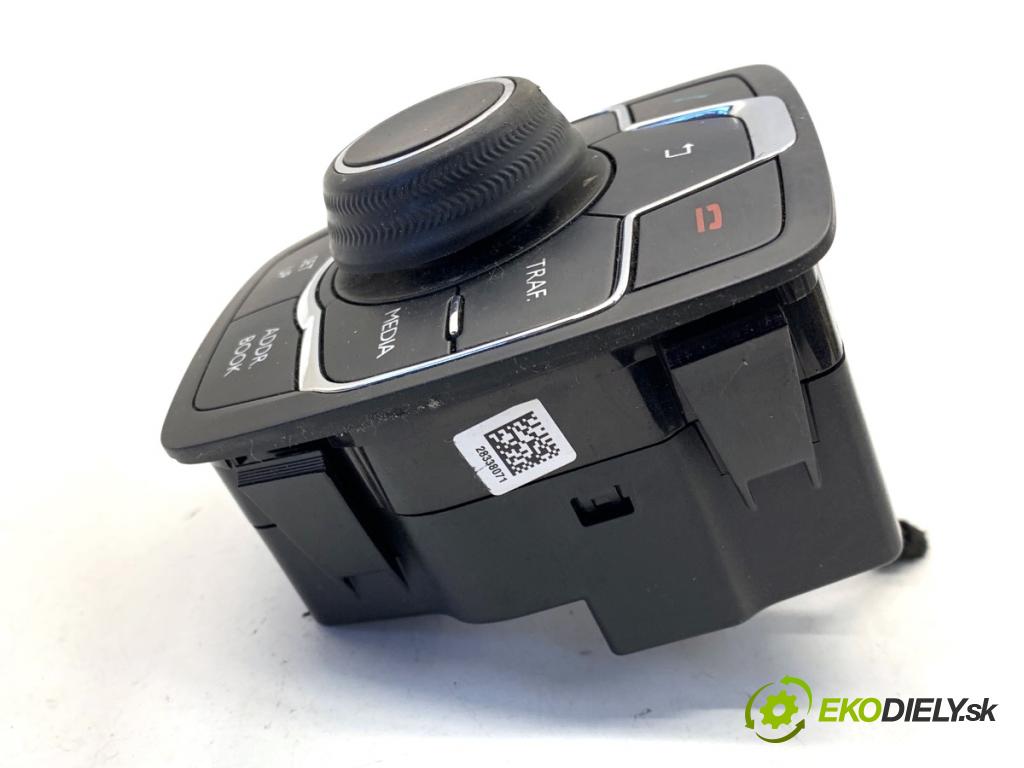 CITROEN DS5 liftback 2012 120 kW 2.0 HDi 165 1997 Panel ovládania radia 9802390877 (Prepínacie páčky pod volantom)