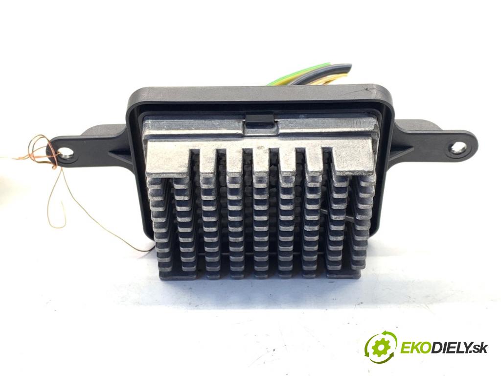 CITROEN DS5 liftback 2012 120 kW 2.0 HDi 165 1997 odpor rezistor topení vzduchu P7708005 (Odpor topení)