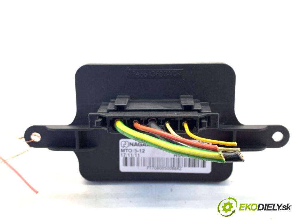 CITROEN DS5 liftback 2012 120 kW 2.0 HDi 165 1997 odpor rezistor topení vzduchu P7708005 (Odpor topení)