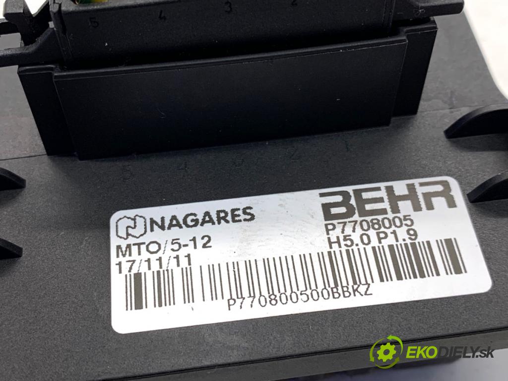 CITROEN DS5 liftback 2012 120 kW 2.0 HDi 165 1997 Odpor, rezistor kúrenia vzduchu P7708005 (Odpor (rezistor) kúrenia)