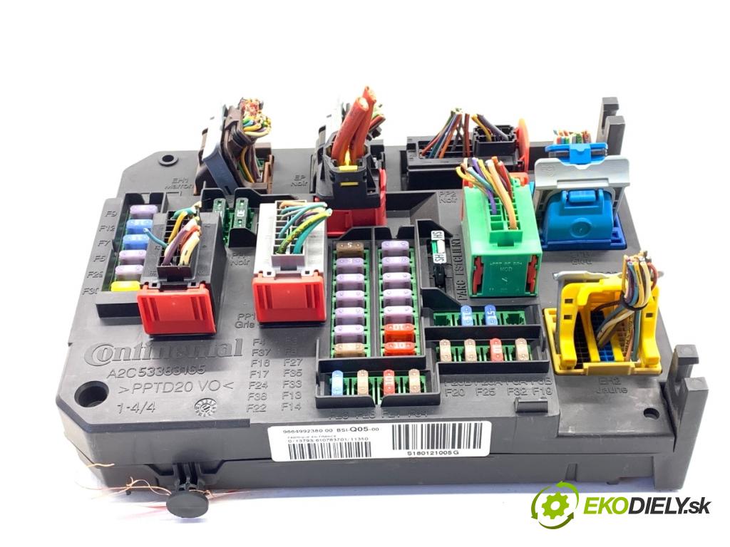 CITROEN DS5 liftback 2012 120 kW 2.0 HDi 165 1997 modul BSI 9664992380 (Pojistková skříňka)