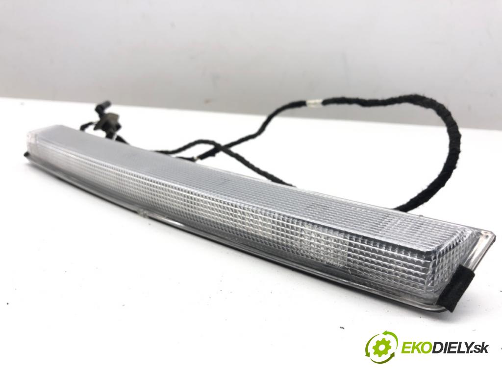 CITROEN DS5 liftback 2012 120 kW 2.0 HDi 165 1997 světlo brzdových světel 9689043280