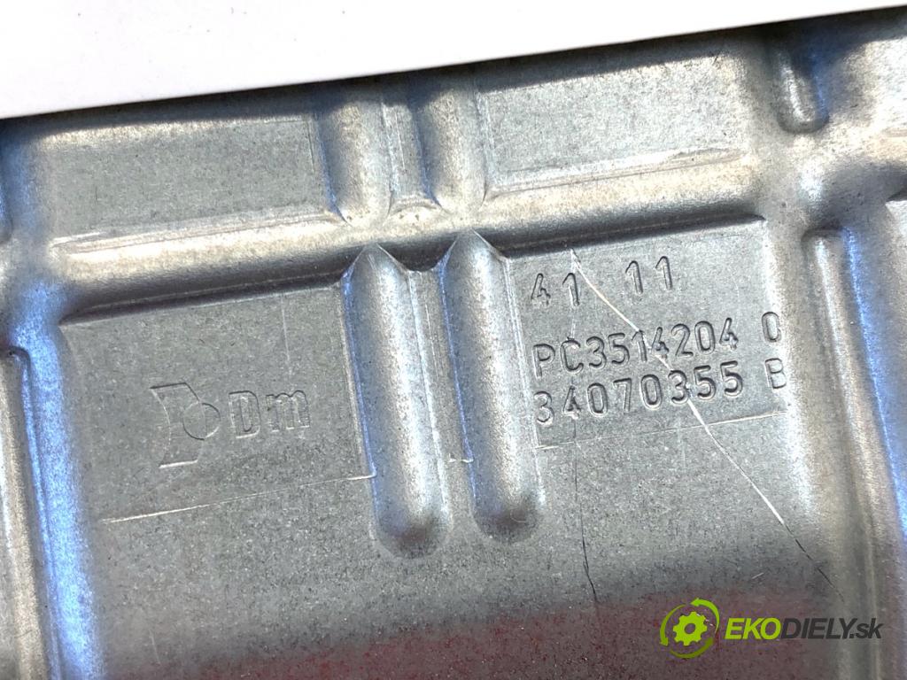 CITROEN DS5 liftback 2012 120 kW 2.0 HDi 165 1997 Stropný ľavy 9686367580