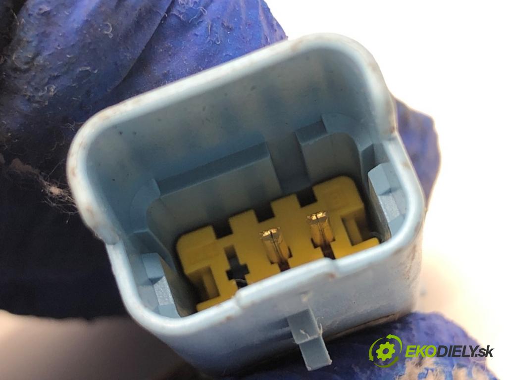 CITROEN DS5 liftback 2012 120 kW 2.0 HDi 165 1997 klika vnejší levý přední část 9678781580