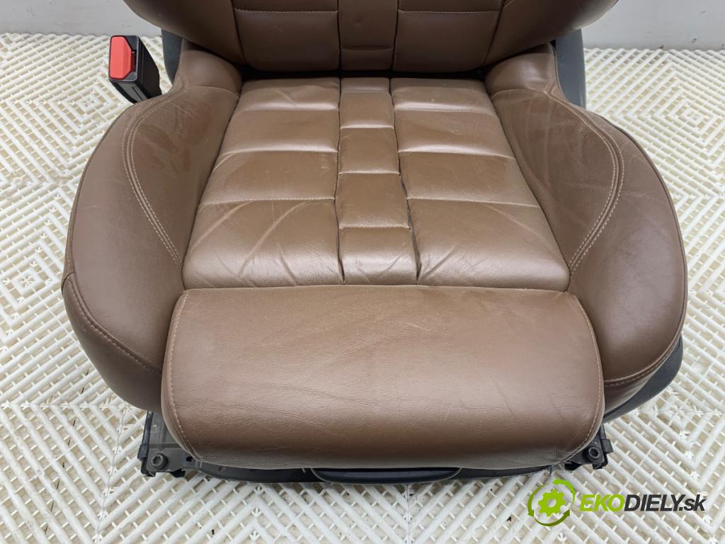 CITROEN DS5 liftback 2012 120 kW 2.0 HDi 165 1997 Sedadlo ľavy predný