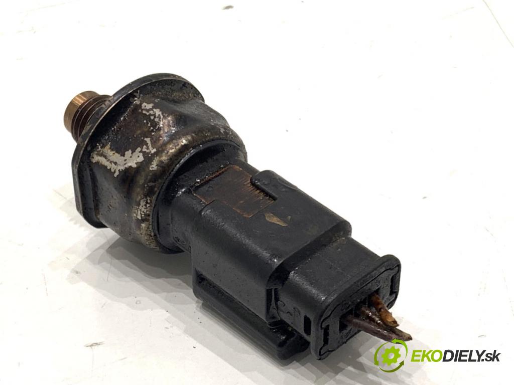 CITROEN DS5 liftback 2012 120 kW 2.0 HDi 165 1997 Snímač tlaku paliva  (Snímač)