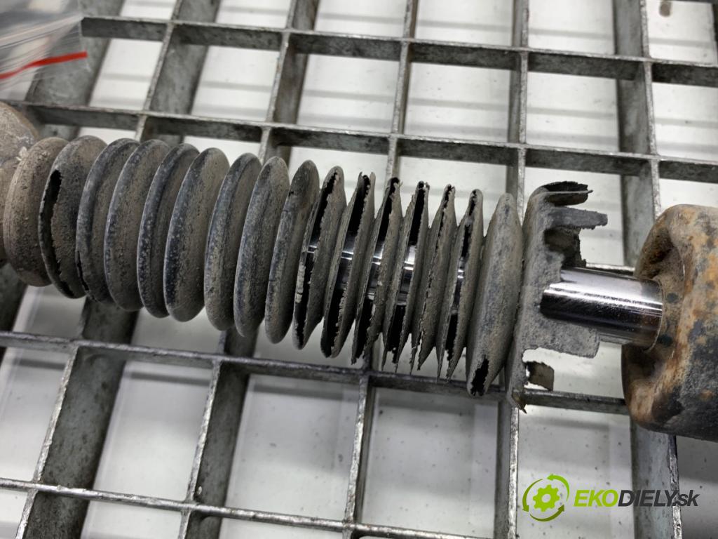 CITROEN DS5 liftback 2012 120 kW 2.0 HDi 165 1997 Tlmič pravy zad